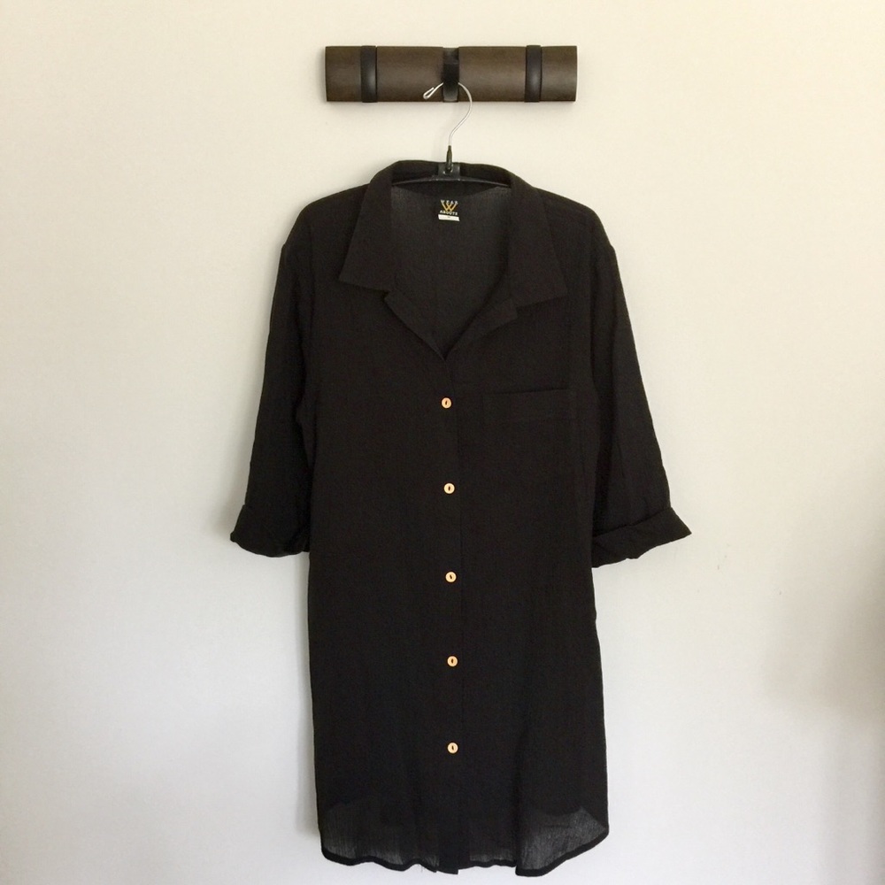 Wear Abouts Button Top/Coverup - Size Med (tall)